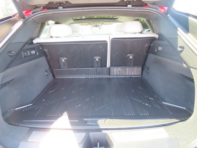 Used 2024 Cadillac Lyriq Sport w/ LPO, Floor Liner Package AWD/4WD image 40