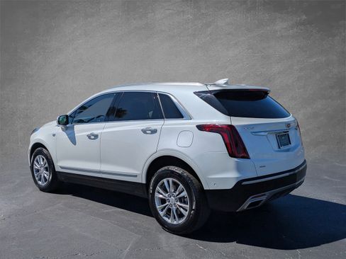Certified 2023 Cadillac XT5 Premium Luxury w/ Technology Package image 4