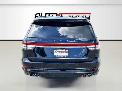 Used 2023 Lincoln Aviator Reserve w/ Equipment Group 201A AWD/4WD image 6