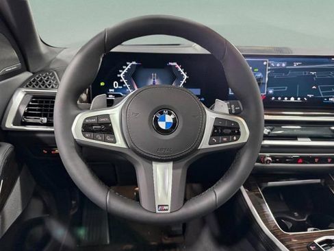 Used 2026 BMW X5 xDrive40i w/ M Sport Package AWD/4WD image 16