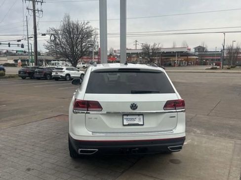 Used 2023 Volkswagen Atlas SE w/ Panoramic Sunroof Package image 14