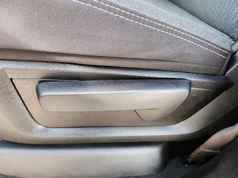 Used 2022 RAM 3500 Tradesman image 12