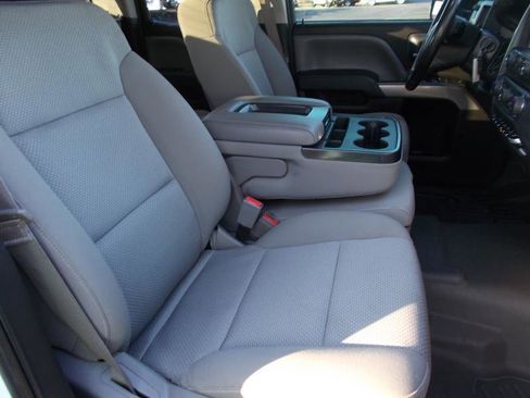 Used 2015 Chevrolet Silverado 2500 LT w/ LT Convenience Package image 24