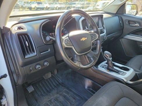 Used 2022 Chevrolet Colorado LT w/ Fleet Safety Package image 20