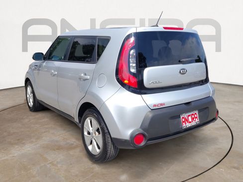 Used 2015 Kia Soul FWD image 8