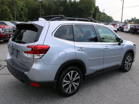 Used 2022 Subaru Forester Limited w/ Popular Package #3 AWD/4WD image 8