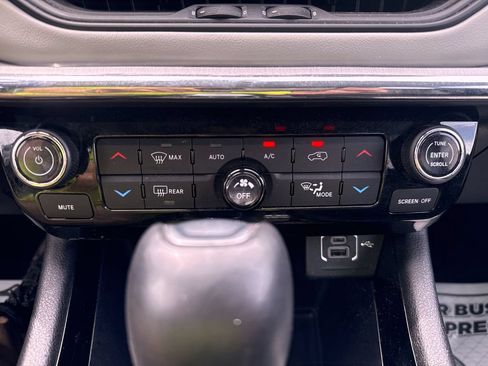 Used 2022 Jeep Compass Limited w/ Sun and Sound Group AWD/4WD image 18