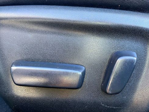 Used 2014 Toyota Camry SE image 33