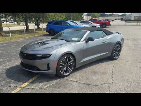 Used 2021 Chevrolet Camaro LT w/ Technology Package RWD image 32