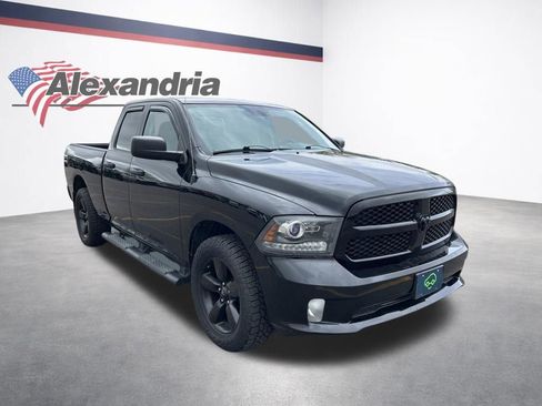 Used 2014 RAM 1500 Express w/ Black Ram 1500 Express Group AWD/4WD image 3