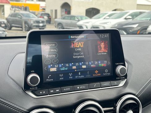 Used 2025 Nissan Sentra SV image 21