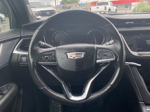 Used 2023 Cadillac XT6 Premium Luxury AWD/4WD image 14