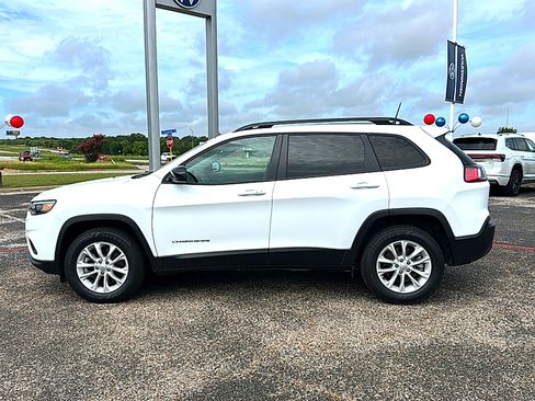 Used 2022 Jeep Cherokee Latitude Lux AWD/4WD image 5