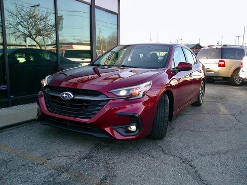 Used 2024 Subaru Legacy Premium image 2