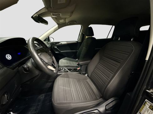 Used 2022 Volkswagen Tiguan S image 20