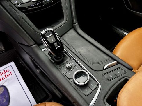 Used 2021 Cadillac XT5 Premium Luxury image 38