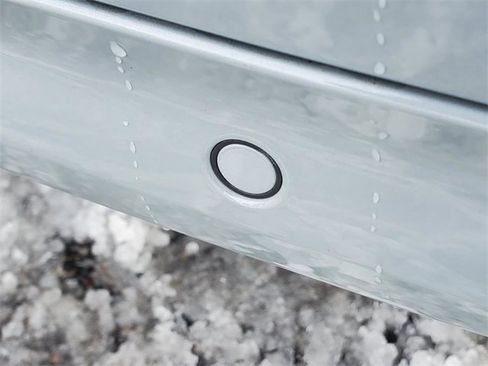 Certified 2024 Volvo XC90 T8 Plus w/ Protection Package Premier image 9