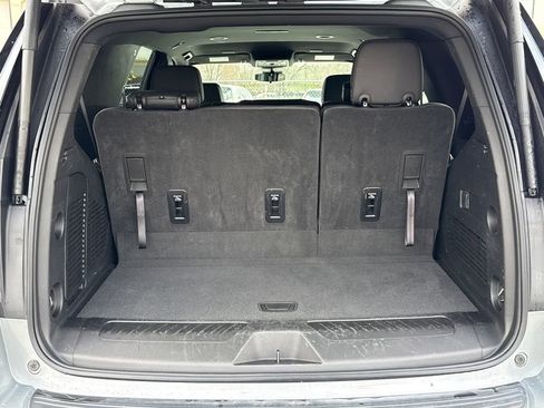 Certified 2025 Chevrolet Tahoe LT image 18