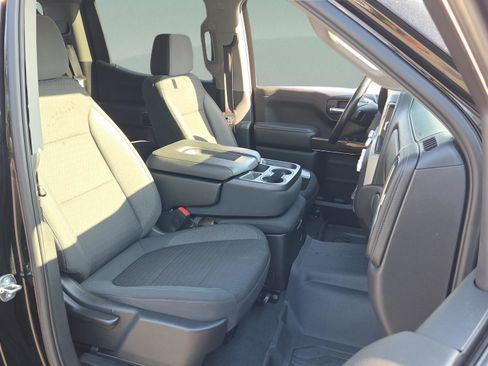 Used 2021 GMC Sierra 1500 SLE image 15