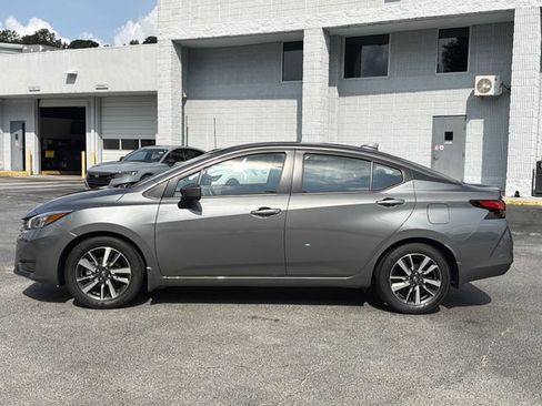 Used 2025 Nissan Versa SV w/ Trunk Package FWD image 2