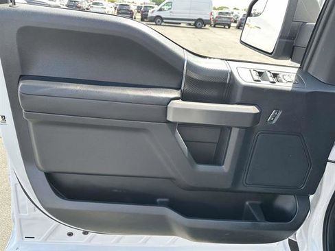 Used 2020 Ford F150 XLT w/ Equipment Group 302A Luxury AWD/4WD image 9