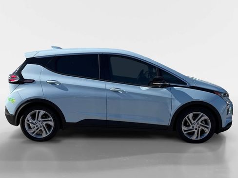 Used 2022 Chevrolet Bolt LT image 6