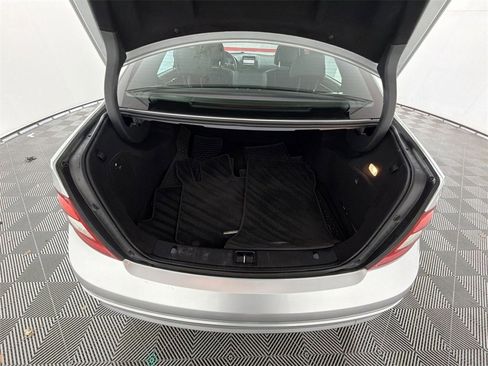 Used 2008 Mercedes-Benz C 350 Sport image 25