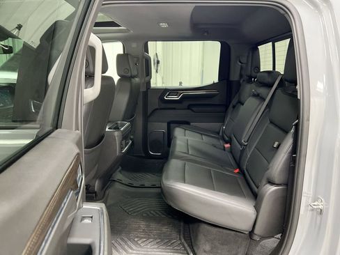 Used 2024 Chevrolet Silverado 1500 LT Trail Boss w/ Convenience Package II image 24