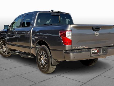 Used 2024 Nissan Titan SV w/ SV Convenience Package image 12
