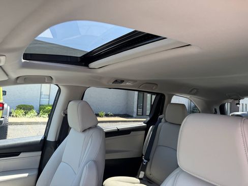 Used 2025 Honda Odyssey EX-L image 19