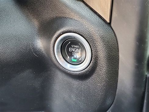 Used 2021 GMC Sierra 1500 AT4 w/ AT4 Premium Package image 16