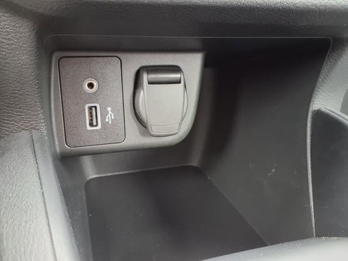 Used 2025 Nissan Versa S w/ Trunk Package FWD image 7