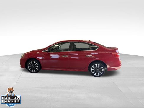 Used 2016 Nissan Sentra SR FWD image 2