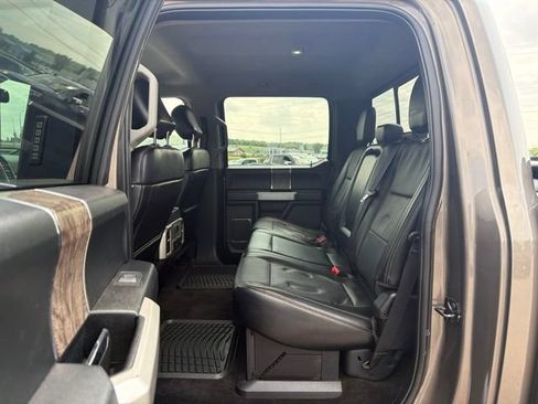 Used 2018 Ford F350 Lariat w/ Chrome Package AWD/4WD image 18