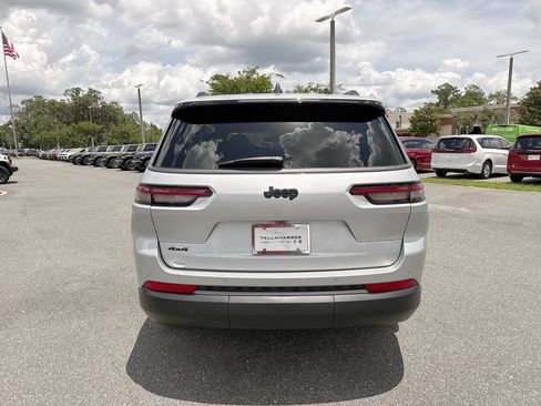 New 2026 Jeep Grand Cherokee L Limited AWD/4WD image 4