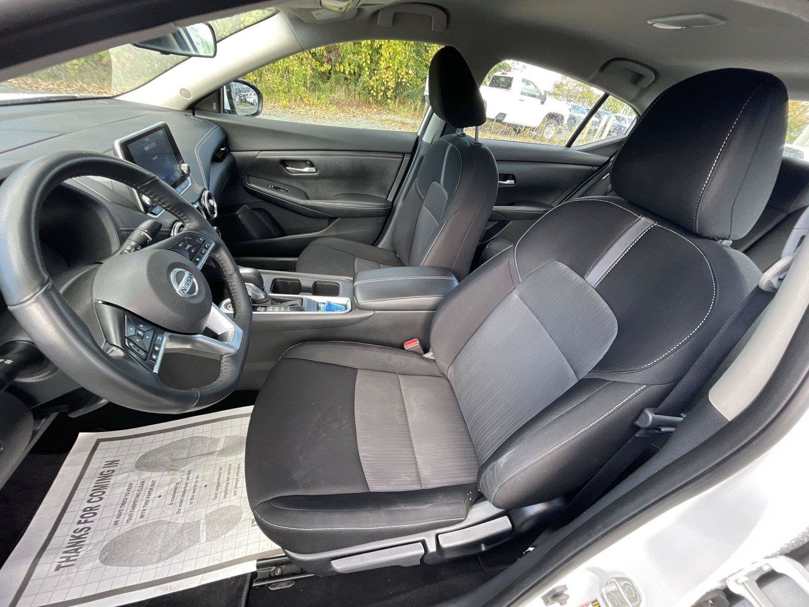 Used 2022 Nissan Sentra SV FWD image 14