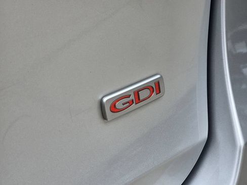 Used 2019 Kia Sorento L FWD image 16