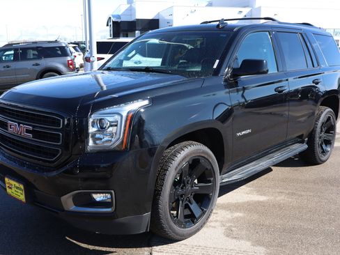 Used 2019 GMC Yukon SLT w/ Graphite Performance Edition image 3