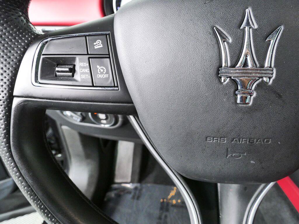 Used 2022 Maserati Levante Modena AWD/4WD image 9
