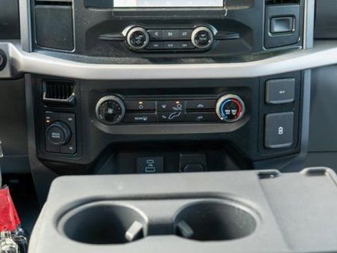 Used 2023 Ford F150 XLT image 13