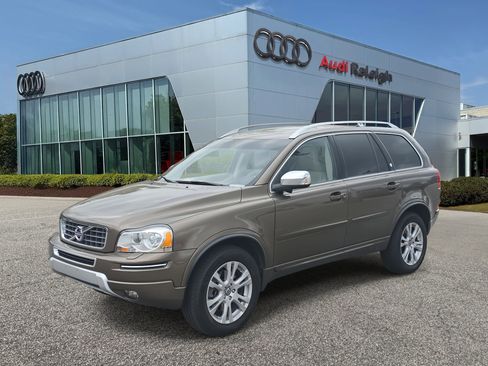Used 2013 Volvo XC90 3.2 image 1