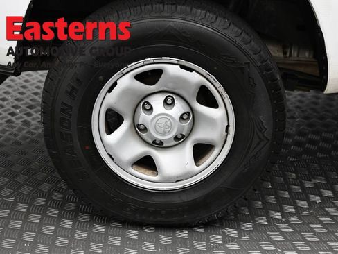 Used 2020 Toyota Tacoma SR RWD image 29