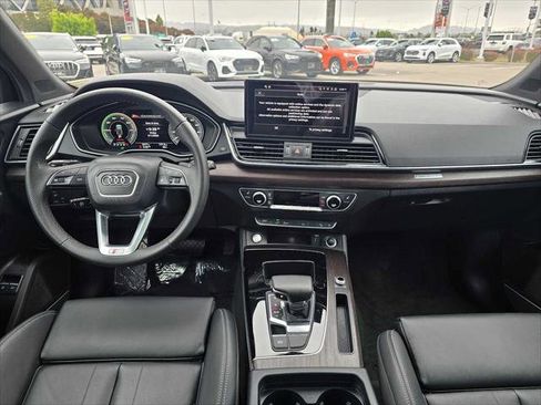 New 2025 Audi Q5 e Premium Plus AWD/4WD image 18