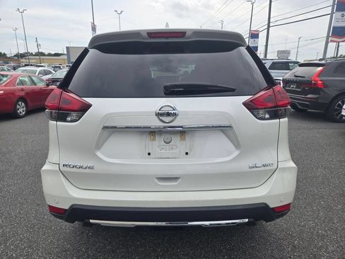 Used 2020 Nissan Rogue SL w/ Premium Package AWD/4WD image 6