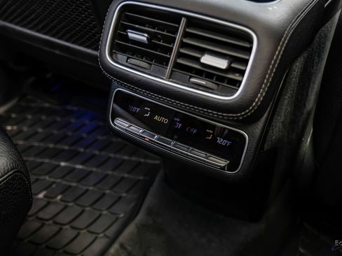 Used 2025 Mercedes-Benz GLS 580 4MATIC image 74