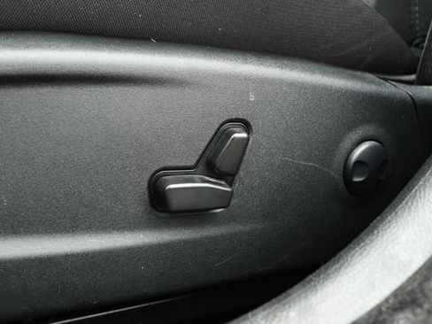 Used 2022 Dodge Charger R/T w/ Blacktop Package image 24