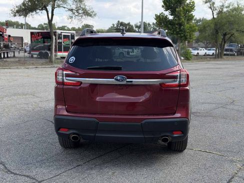 Used 2024 Subaru Ascent Touring AWD/4WD image 5
