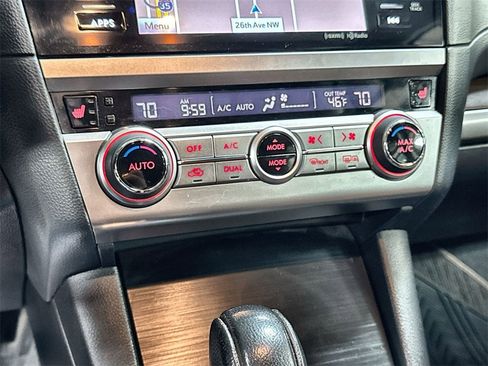 Used 2017 Subaru Outback 2.5i Touring image 22