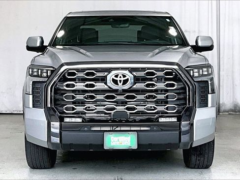 Used 2025 Toyota Tundra Platinum AWD/4WD image 2