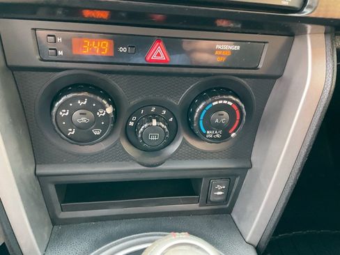 Used 2014 Scion FR-S image 9